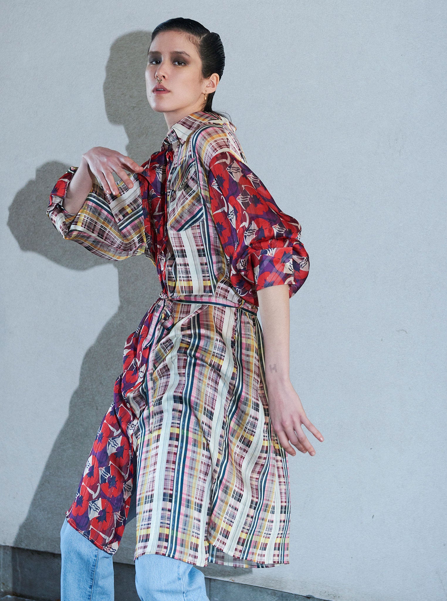Vinti Andrews Buckle Print Frill Front Dress